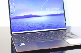 ASUS ZenBook S UX393 Review