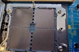Nuevas fotos de los AMD EPYC Genoa dejan ver su enorme tamaño, el socket y el disipador de calor
