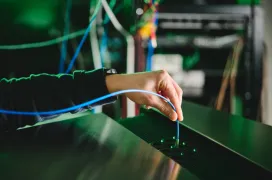 Welinq ha desarrollado una memoria cuántica comercial que permitirá conectar los procesadores cuánticos para trabajar en conjunto