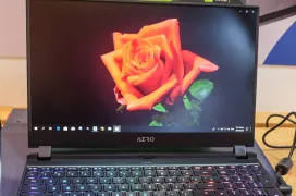 El portátil Gigabyte Aero 15 se actualiza con una pantalla AMOLED 4K de Samsung y procesadores Core i9