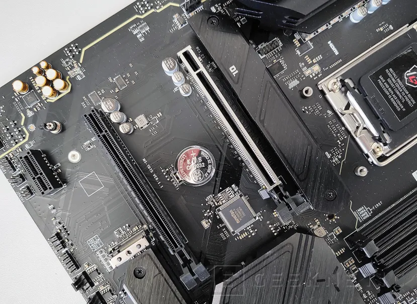 Geeknetic MSI MAG B650 TOMAHAWK WIFI Review 12