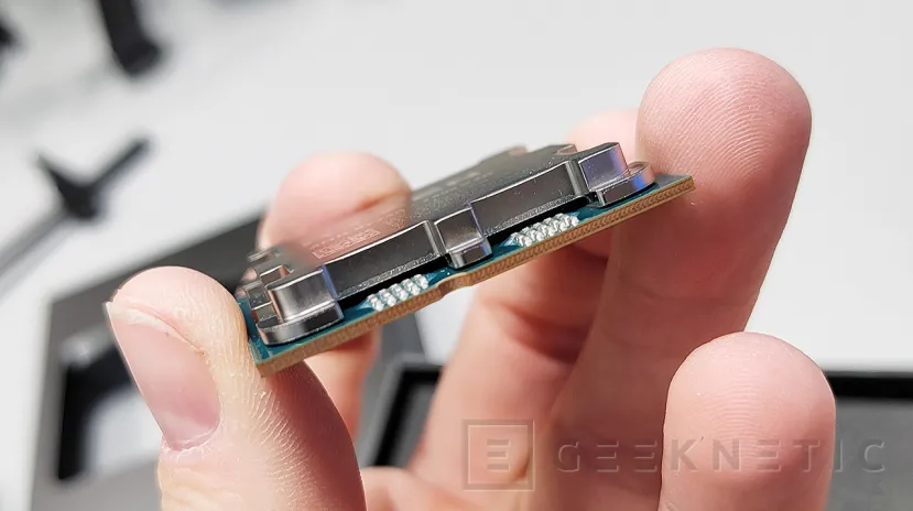 Geeknetic AMD Ryzen 7 7800X3D Review 10