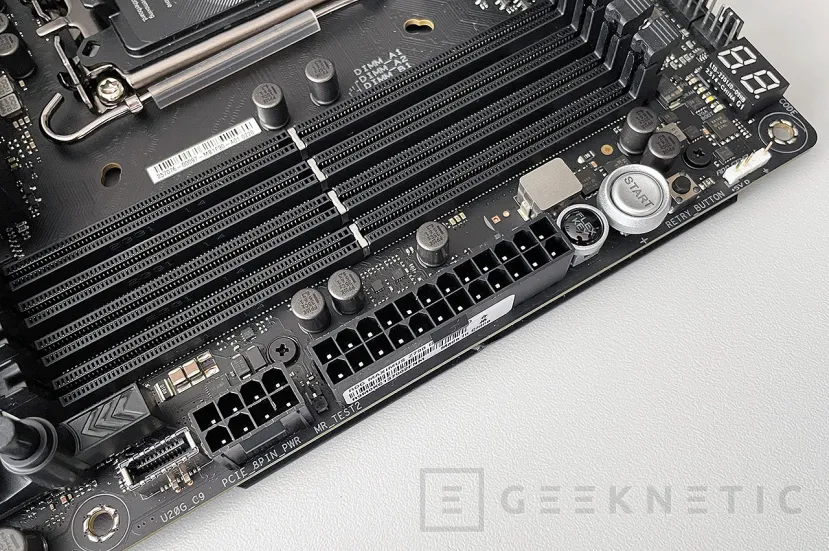 Geeknetic ASUS ROG MAXIMUS Z790 DARK HERO Review 21