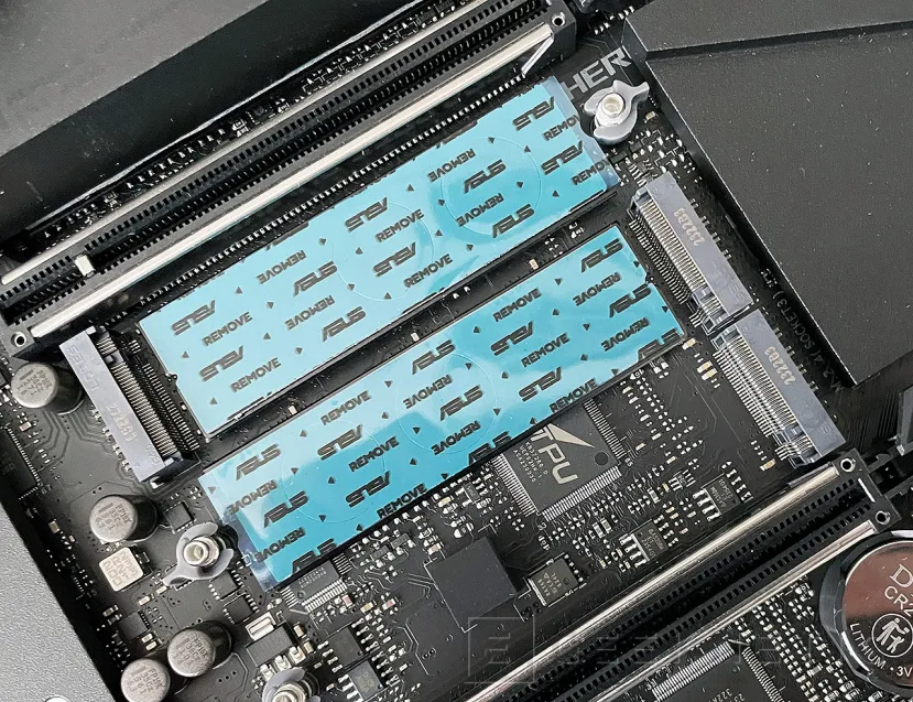 Geeknetic ASUS ROG MAXIMUS Z790 DARK HERO Review 11