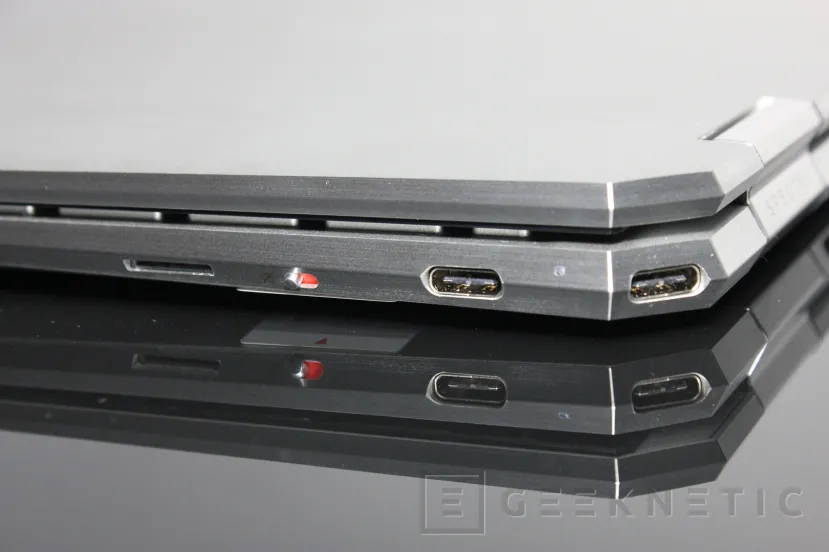 Geeknetic HP Spectre x360 13t-aw200 Review 5