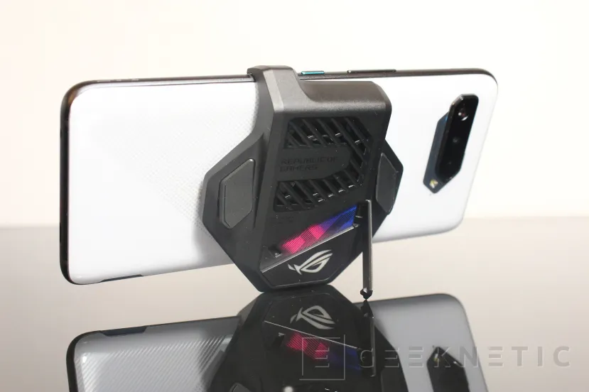 Geeknetic ASUS ROG Phone 5 Review 57