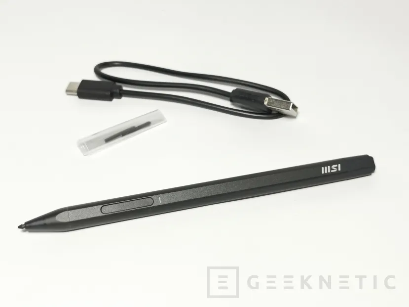 Geeknetic MSI Summit E13 Flip Evo Review con Core i7-1185G7 15