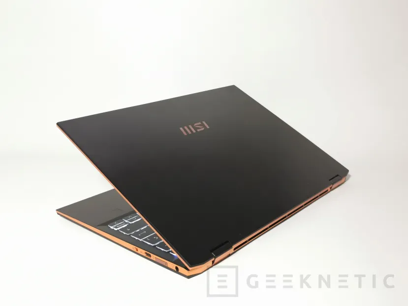 Geeknetic MSI Summit E13 Flip Evo Review con Core i7-1185G7 8