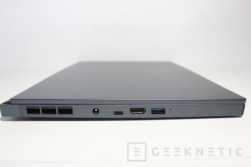 Geeknetic MSI Creator 15 A10UG-294ES Review con RTX 3070 3