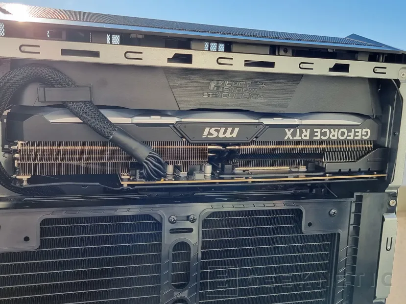 Geeknetic MSI MEG Trident X2 13th Review con Core i9-13900KF y RTX 4090 17