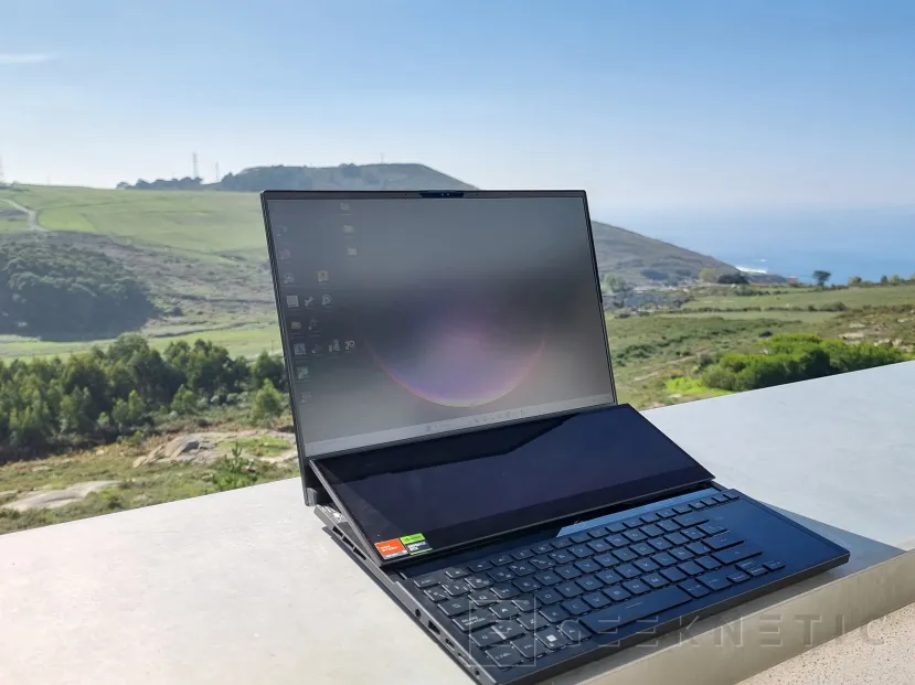 Geeknetic ASUS ROG Zephyrus Duo 16 GX650PY Review 7