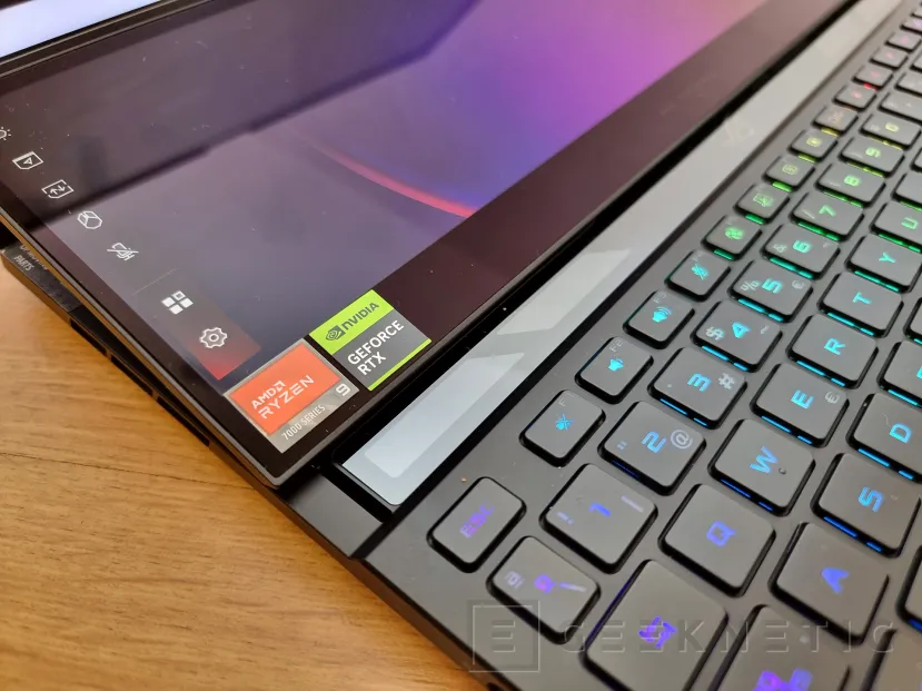 Geeknetic ASUS ROG Zephyrus Duo 16 GX650PY Review 21