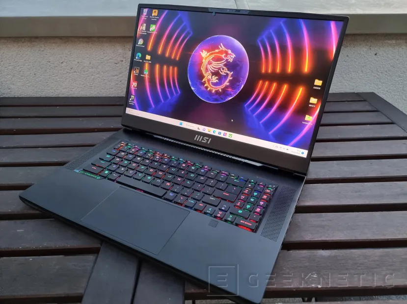 Geeknetic MSI Titan GT77HX 13VI Review con Core i9-13950HX y RTX 4090 10