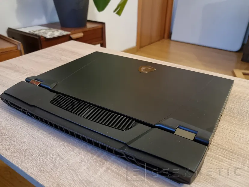 Geeknetic MSI Titan GT77HX 13VI Review con Core i9-13950HX y RTX 4090 2