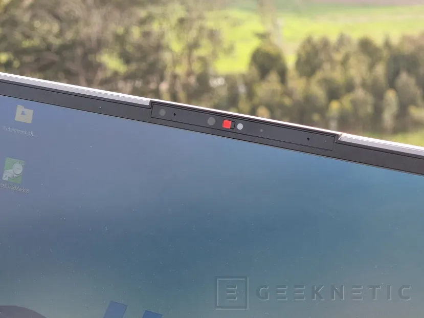 Geeknetic MSI Prestige 13 Evo A12M Review 6