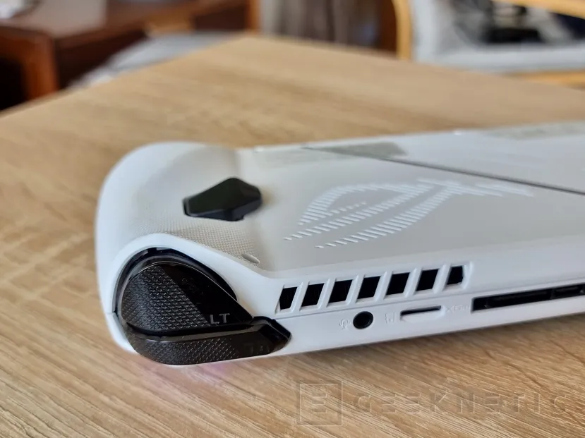 Geeknetic ASUS ROG Ally Review 46