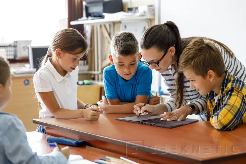 Geeknetic ASUS ha presentado 6 nuevos portátiles para educación pensados en la durabilidad, seguridad y fácil mantenimiento 1