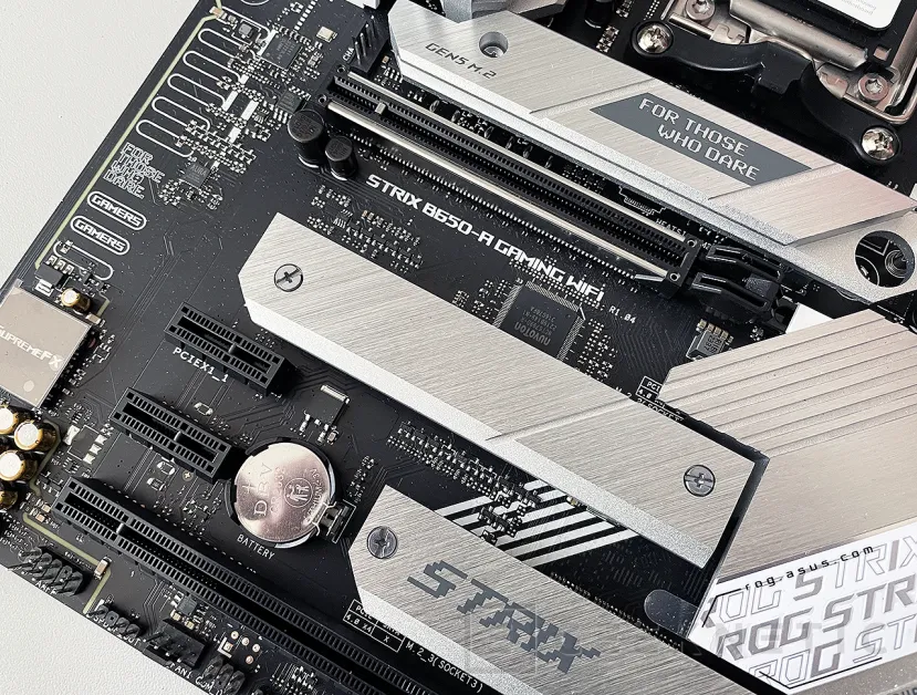 Geeknetic ASUS ROG STRIX B650-A GAMING WIFI Review 14