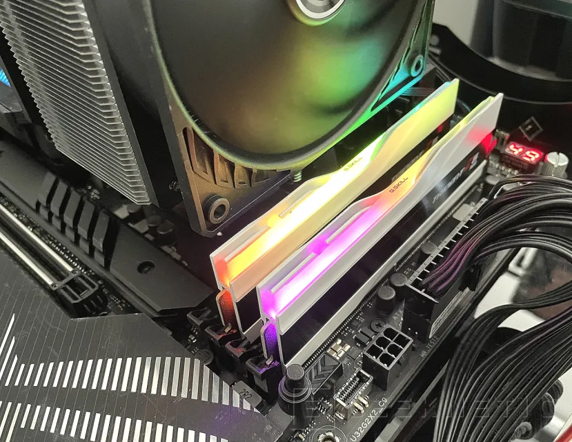 Geeknetic G.Skill Trident Z5 RGB DDR5 Intel XMP 3.0 48GB-7200MHz CL36 Review 22