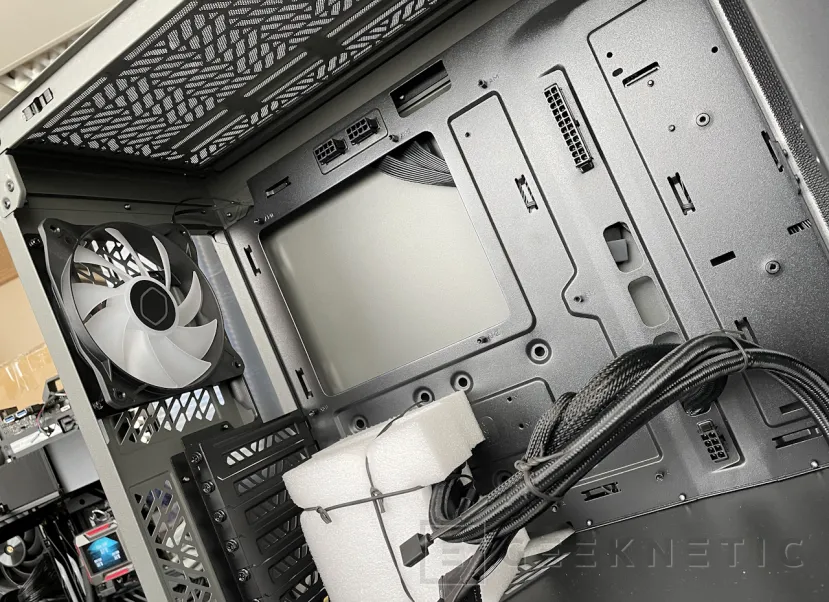 Geeknetic Cooler Master TD500 MAX Review 14