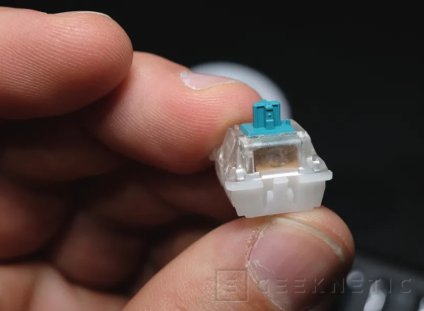 Geeknetic Ducky nos muestra el Ducky One X el primer teclado con mecanismo inductivo 2