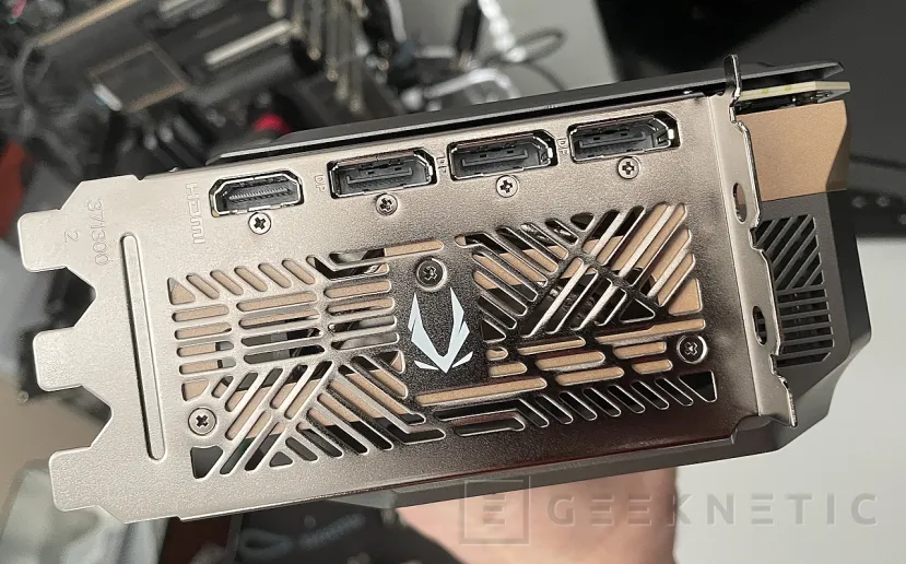 Geeknetic ZOTAC GAMING GeForce RTX 5070 Ti AMP Extreme INFINITY Review 9