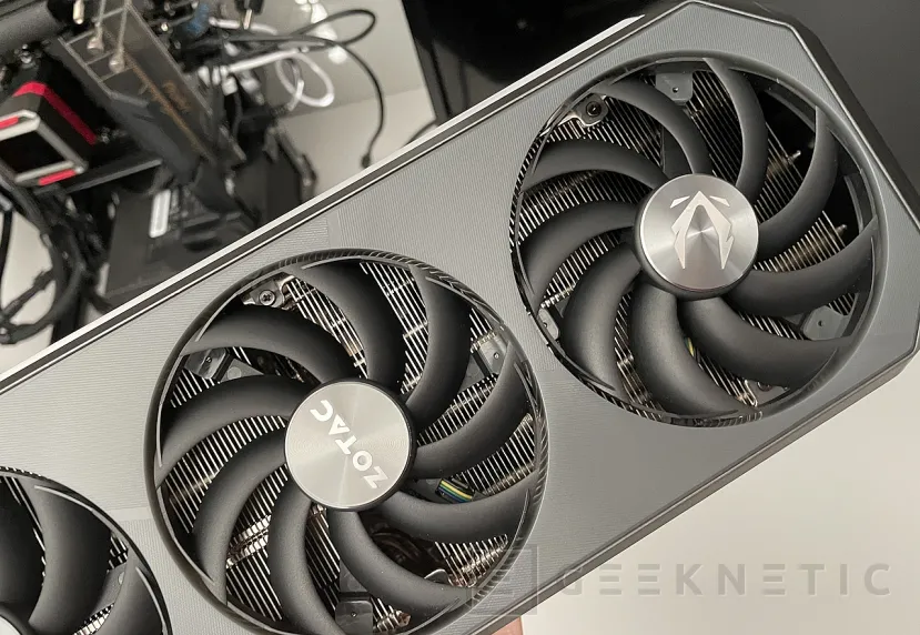 Geeknetic ZOTAC GAMING GeForce RTX 5070 Ti AMP Extreme INFINITY Review 14