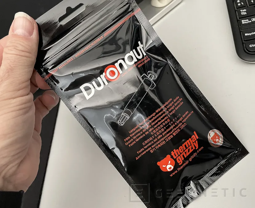Geeknetic Thermal Grizzly Duronaut Review 1