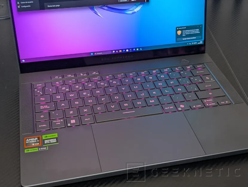Geeknetic ASUS ROG Zephyrus G14 (2025) GA403 Review 7