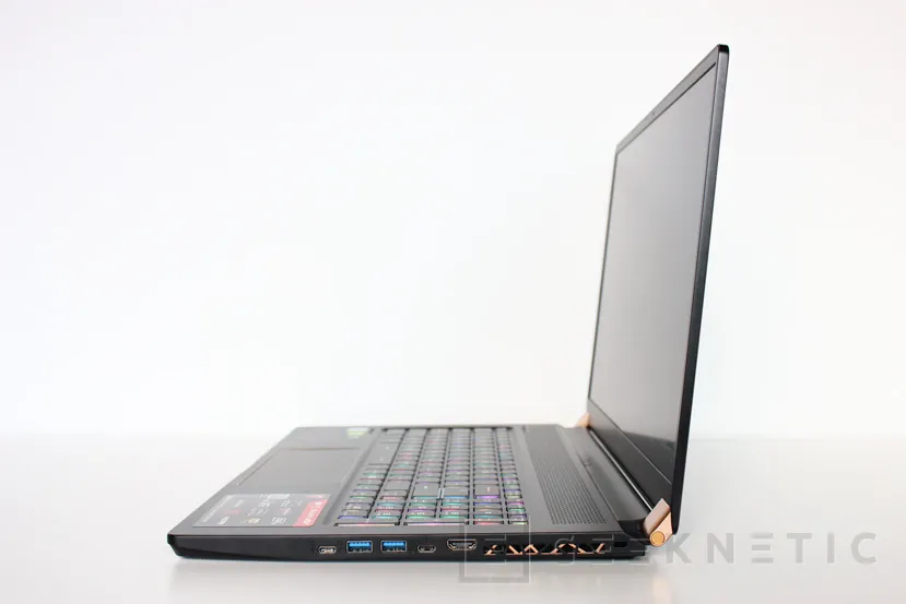 Geeknetic Review MSI GS75 Stealth 8SF 3