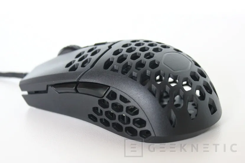 Geeknetic Review Ratón Cooler Master MM710 16