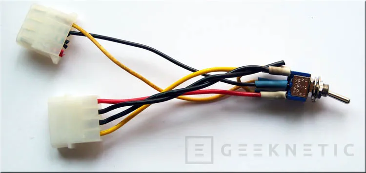 Geeknetic Controlando los ventiladores: Aprendemos a montar un Baybus 12