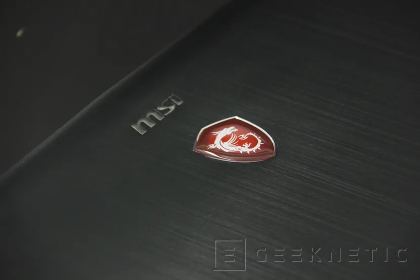 Geeknetic MSI GT75VR Titan Pro 1